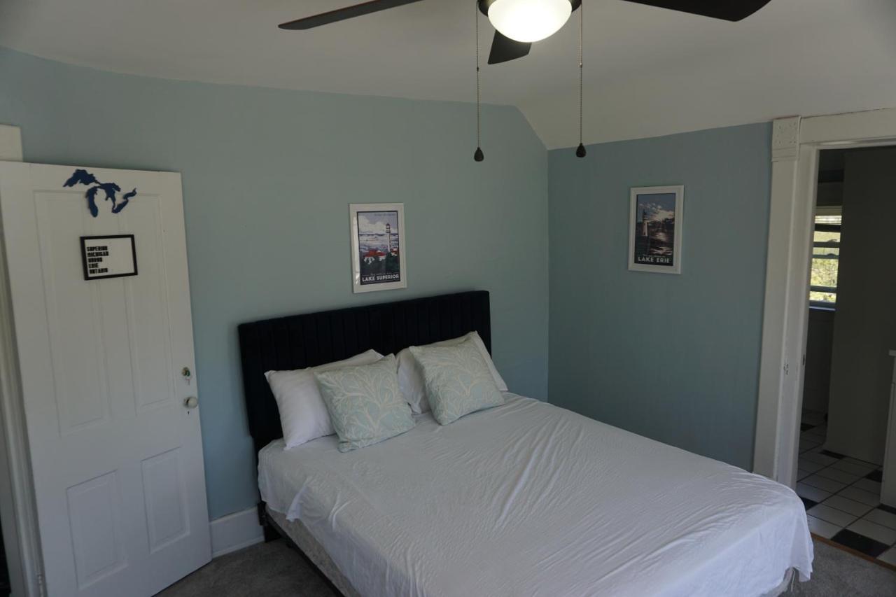 Bed and breakfast Charlevoix House - The Northside Extérieur photo